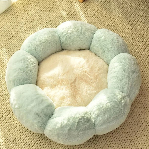 Aber Flower Shaped Cat Bed